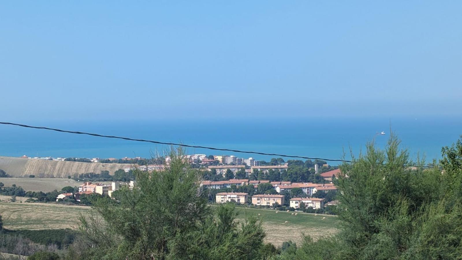 Le Tamerici B&B Ancona Eksteriør billede
