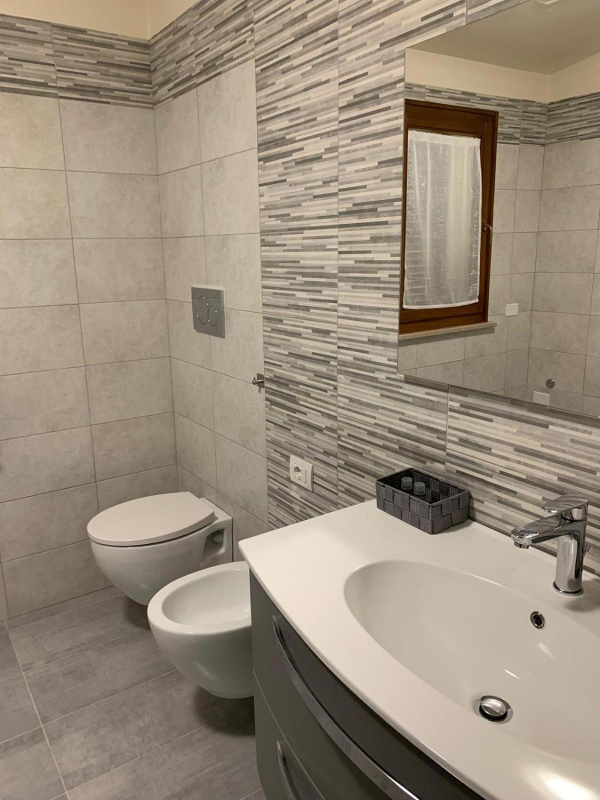 Le Tamerici B&B Ancona Eksteriør billede